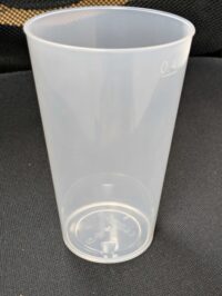 Plastglas 4 dl återanvändbara